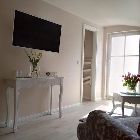 Zur Altstadt Apartament *