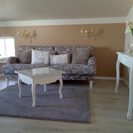 Zur Altstadt Apartament *