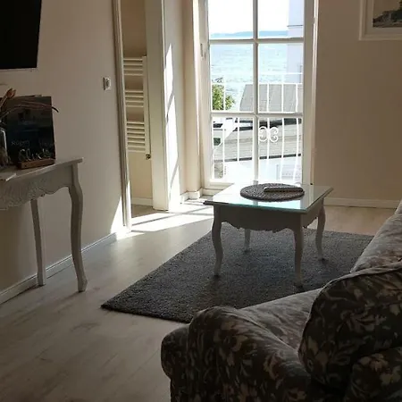 Zur Altstadt Apartament *